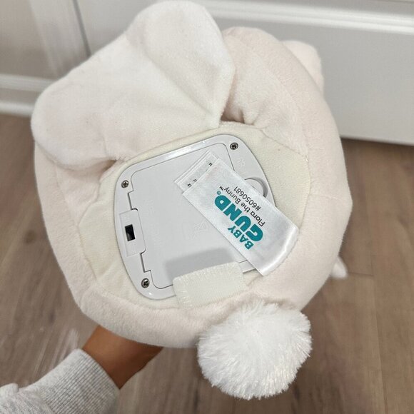 GUND Flora Musical Stuffed Animal in Cream - Picture 6 of 6